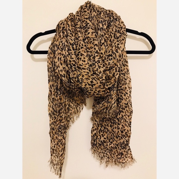 D&Y Accessories - Animal print scarf